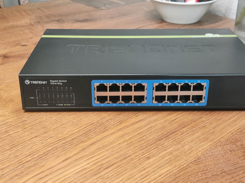 16 Port Gigabit Switch Trendnet TEG-S16Dg GreenLine in Kassel