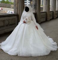 Hochzeitskleid/ Brautkleid inklusive Schleier und Krone Berlin - Schöneberg Vorschau