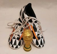 Turnschuhe in der Größe 32 von Adidas ○VT○ Niedersachsen - Schortens Vorschau