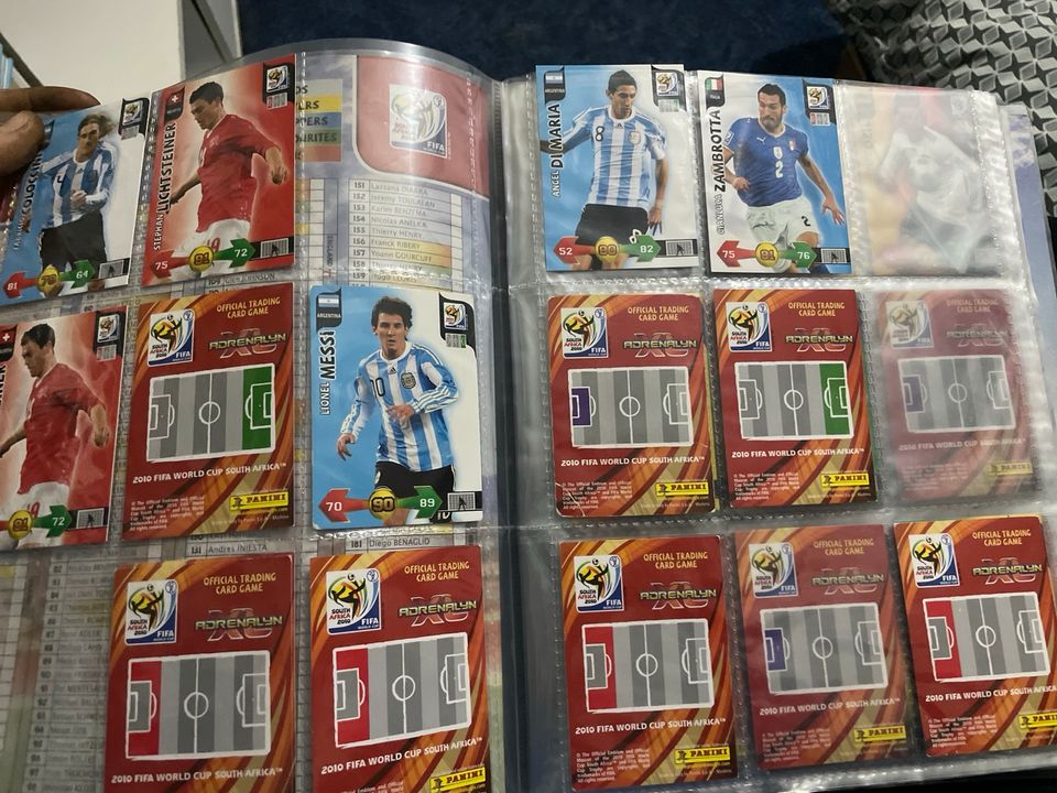 FIFA world Cup 2010 Adrenalin Panini Karten Heft in Pasewalk