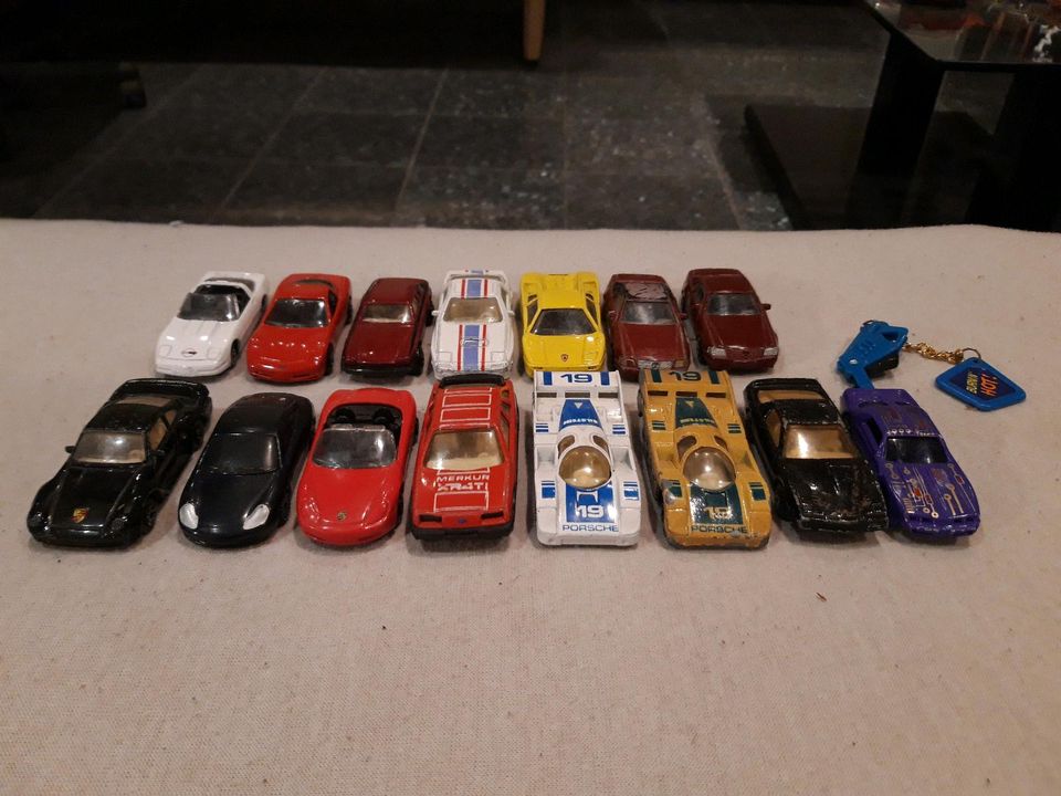 Sammlung Autos Maisto MC Toy Porsche Corvette Jaguar Mazda Sierra in Burgdorf