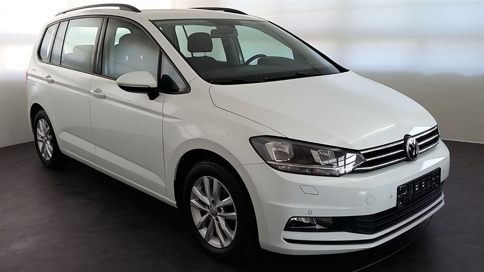 Volkswagen Touran 2.0 TDI SCR Comfortline BMT in Metzingen