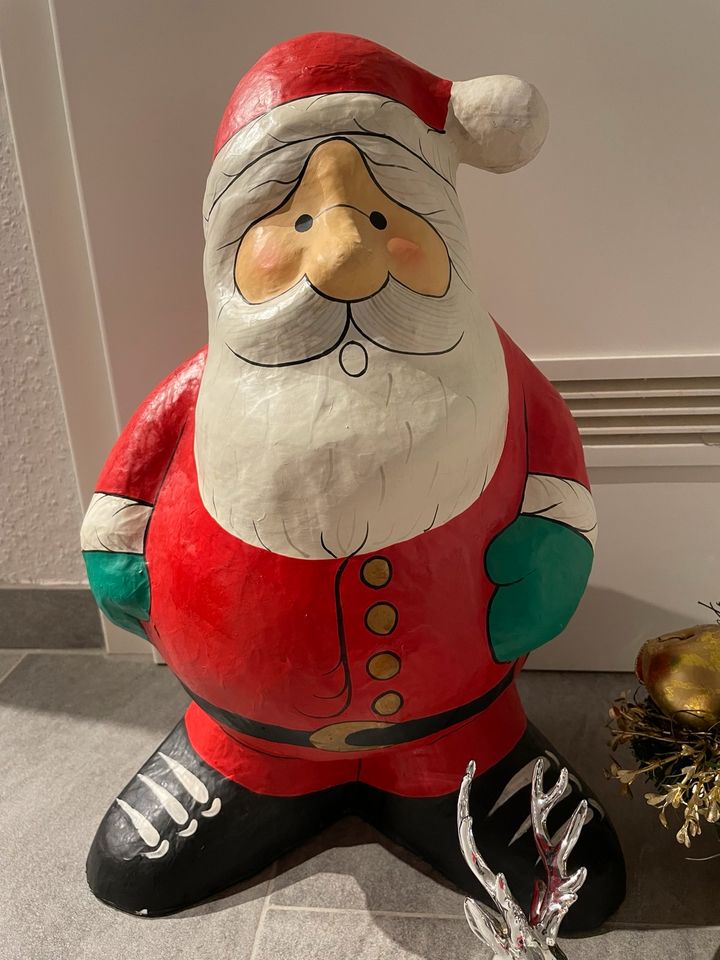 Großer Weihnachtsmann in Osnabrück