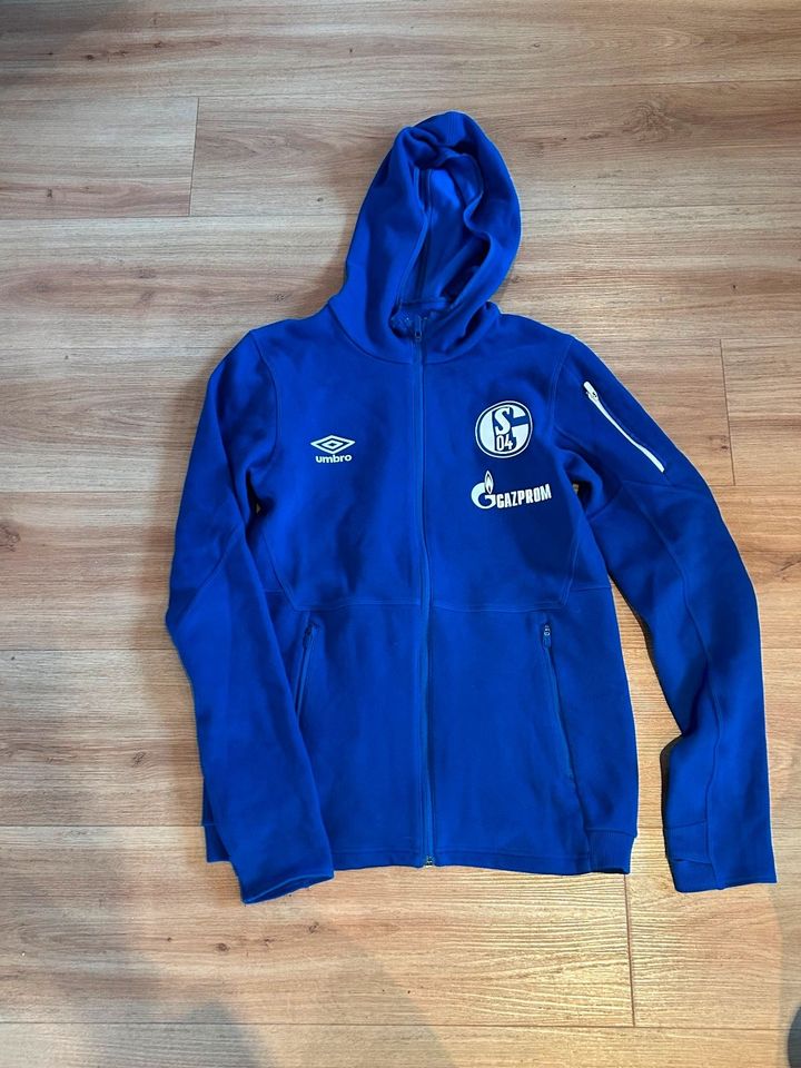 FC Schalke 04 Umbro Größe S Jacke mit Kapuze neu ungetragen in Dorsten