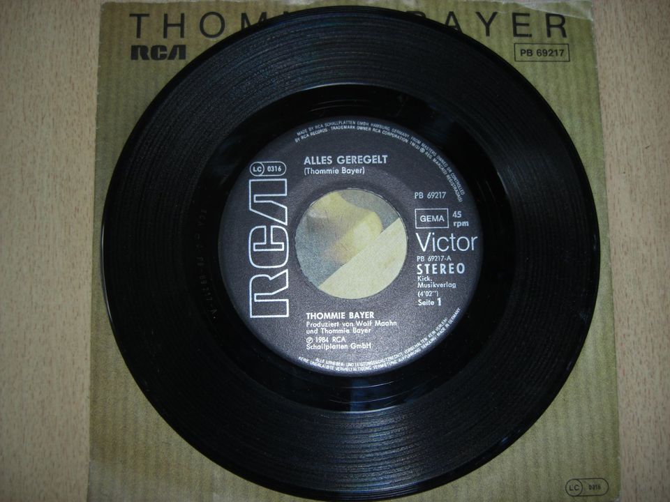 2 alte Single Schallplatten Thommie Bayer, Wind, 1984 und 1987 in Aachen