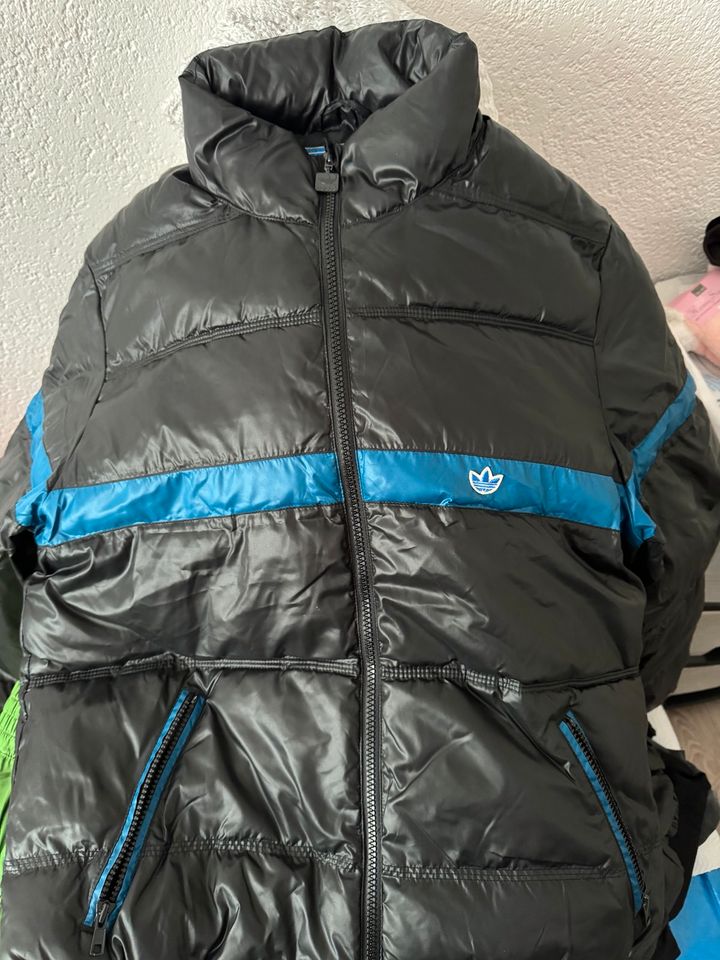 Adidas Jacke in Dinslaken