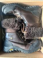 UGG W Adirondack Boot II Berlin - Grunewald Vorschau