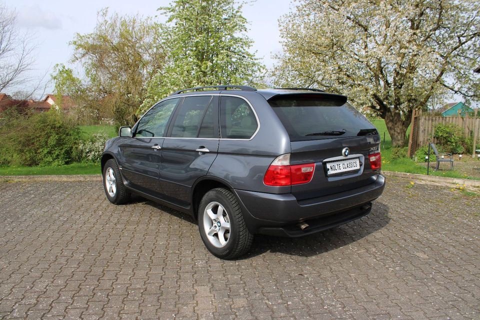 BMW E53 X5 3.0i *erst 92tkm.*Leder*Xenon*Scheckheft* in Willebadessen