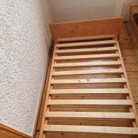 Holz Kiefer Kinderbett mit integrierten Lattenrost Thüringen - Jena Vorschau