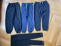 4x Jogginghose Jogginghosen 116 122 Zara H&M Set Paket Junge Uni Leipzig - Gohlis-Mitte Vorschau