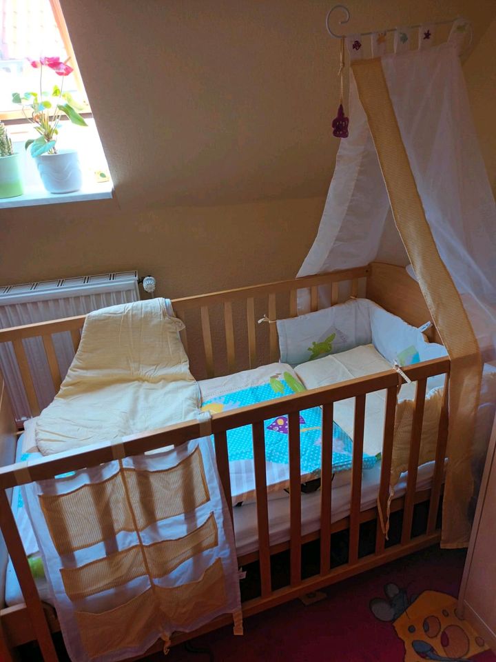 Babybett mit Zubehör in Teterow