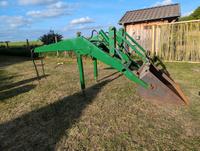 Frontlader für Johne Deere 2030 2031 mit Schaufel Forke Hydraulik Ludwigslust - Landkreis - Stralendorf Vorschau
