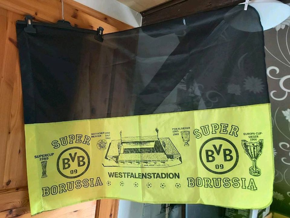 BVB Fanartikel Borussia Dortmund Sofaüberwurf Fahne Flagge in Göttingen