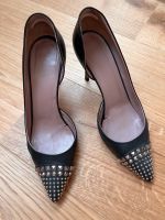 Original Gucci Pumps 38 Schwarz mit Nieten Rockstud München - Altstadt-Lehel Vorschau