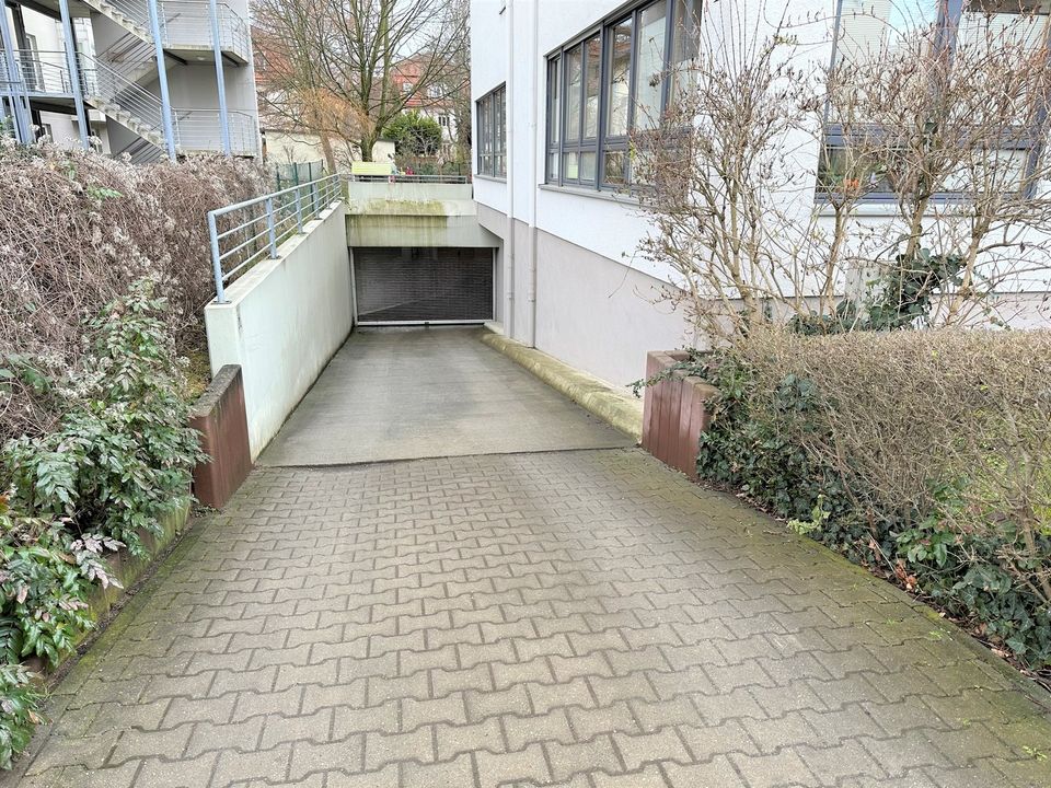 Schluß mit Parkplatzsuche - sicherer Tiefgaragenstellplatz in Blasewitz in Dresden