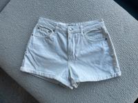 Weiße Jeans-Shorts von NA-KD Größe 40 NEU & UNGETRAGEN Sachsen-Anhalt - Magdeburg Vorschau