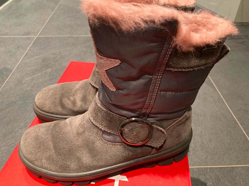 Winterstiefel Mädchen Superfit, Größe 32 in Rheinmünster