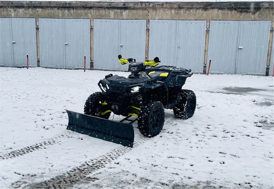 Polaris Sportsman XP 1000 S 55“ +Garage +Schneeschild +HeckBox in Braunsbedra