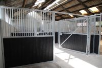 53. Pferdebox Trennwand drehbar/ausziehbar | Pferdestall kaufen Nordrhein-Westfalen - Gronau (Westfalen) Vorschau