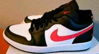 Air Jordan 1 low siren red Nordrhein-Westfalen - Remscheid Vorschau