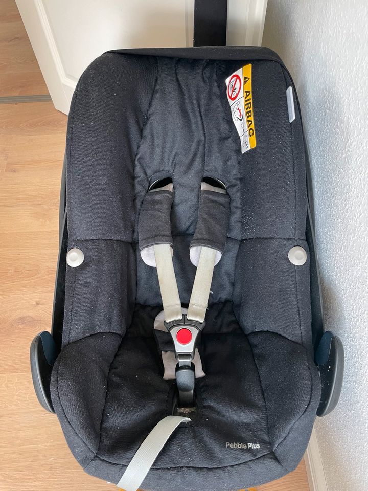 Maxi cosi mit Station in Mohrkirch