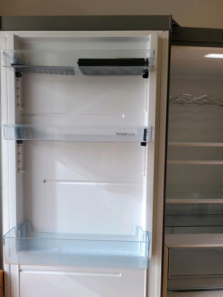 Kühlschrank mit Gefrierkombination in Hamburg
