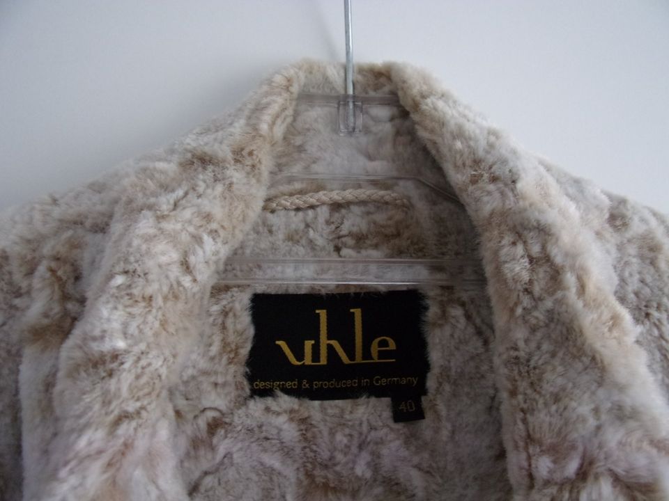 Uhle Webpelzjacke Fake Fur Kunstfell Jacke Pelzjacke chic M L 40 in München