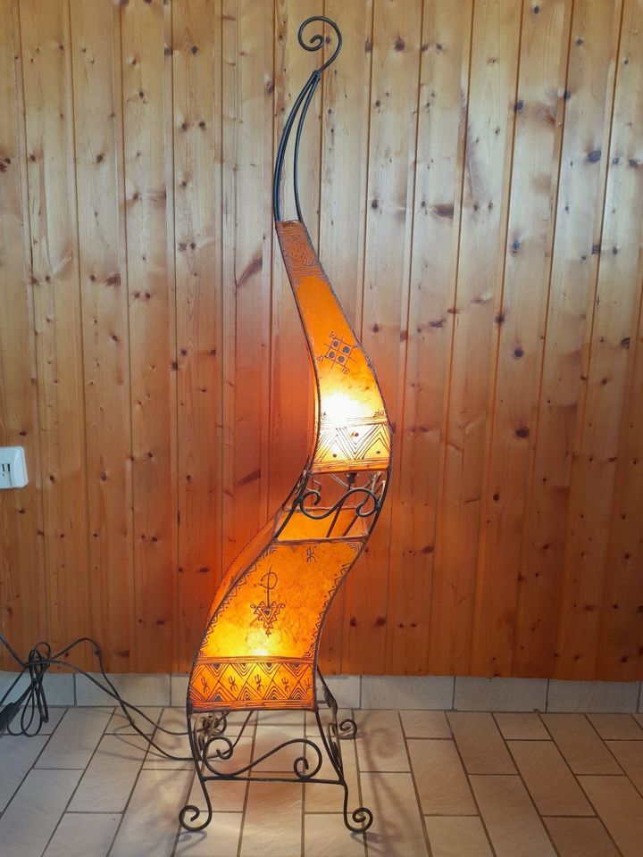 Henna Stehlampe, Stehleuchte, orientalisch, Ziegenleder, orange in Heusweiler