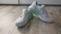 NEU Nike Air Max weiß/ mint Damen Gr. 41 Kreis Pinneberg - Elmshorn Vorschau