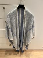 Poncho von Passport Kr. München - Gräfelfing Vorschau