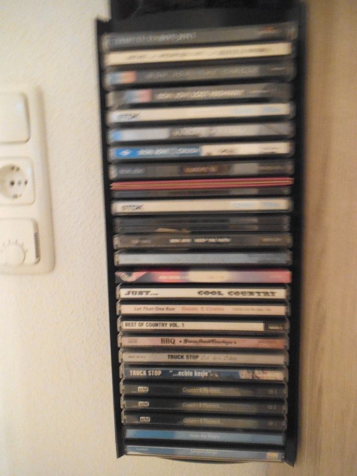 viele CD: Loverboy, Country, Gospel, BonJovi, TruckStop + andere in Rentweinsdorf