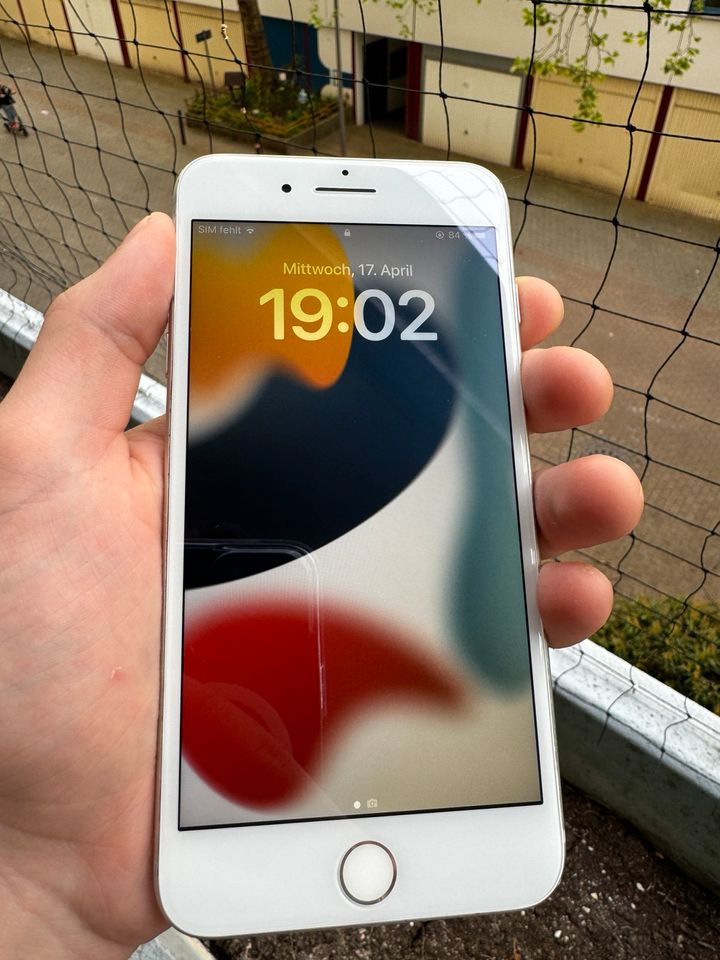 iphone 8 plus 64gb 84% akku in Mannheim