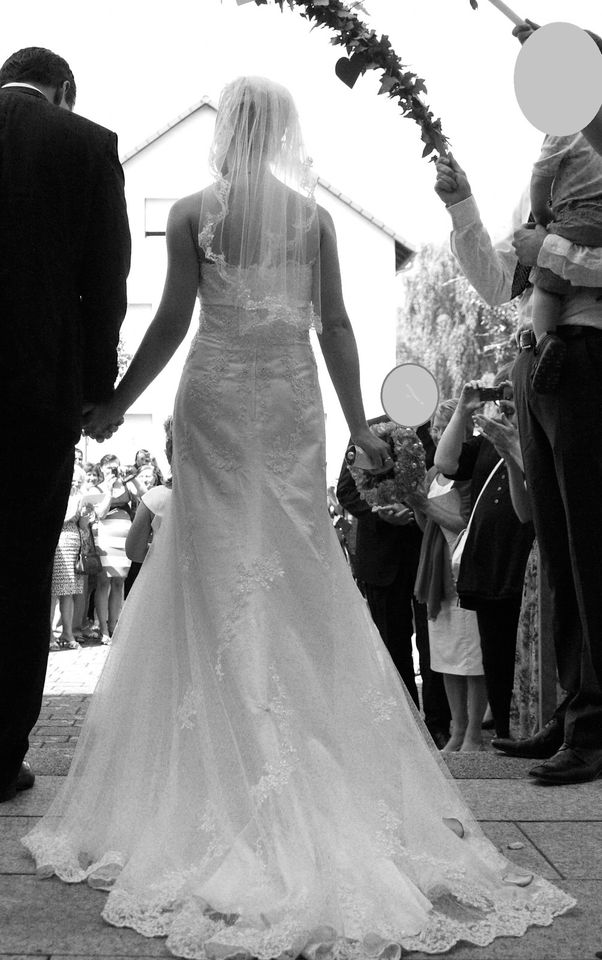 Brautkleid Hochzeitskleid Spitze Gr. 36/38 in Karlsruhe
