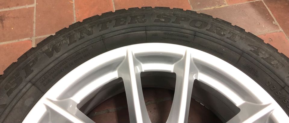 Bmw 5er G30 G31 Felgen 17 Zoll Winterreifen 225 55 17 Dunlop in Leimen