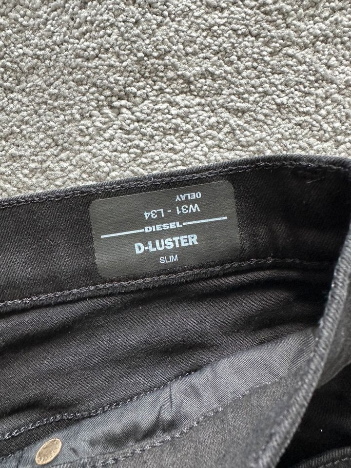 Diesel D-Luster Slim Herren Jeans Gr. 31/34 Neu in Mayen