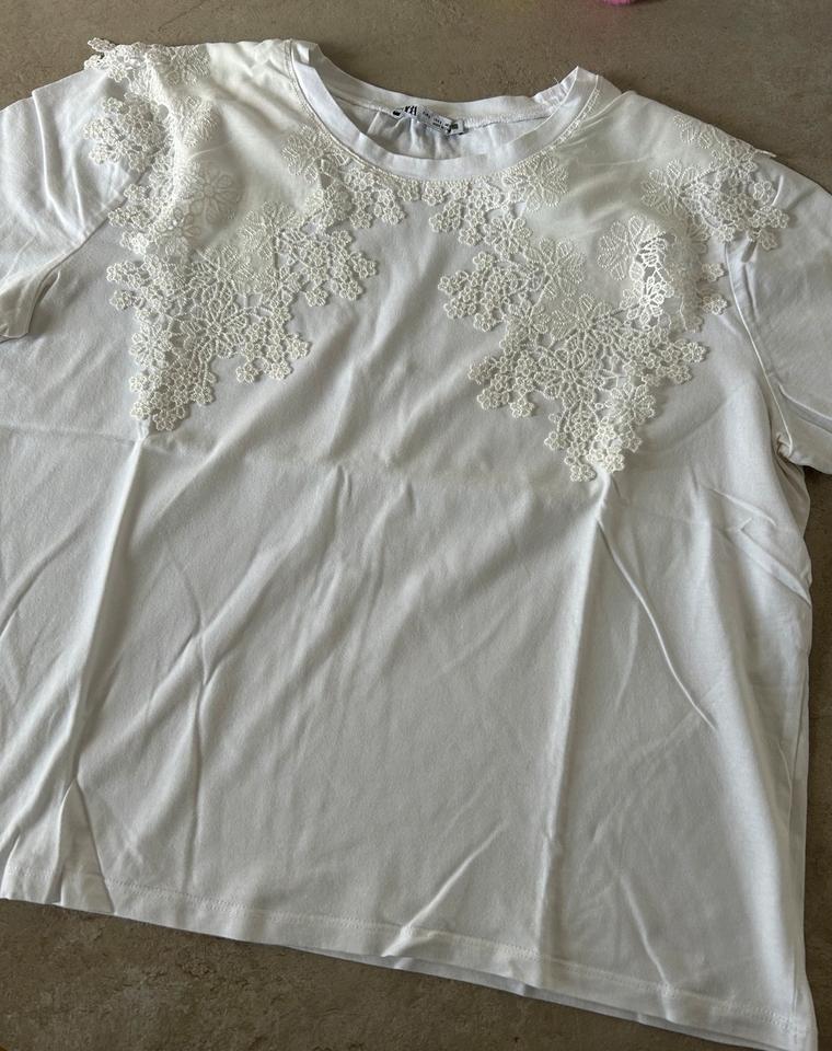 Zara T-Shirt weiß Spitze gehäkelt Größe L 40 in München