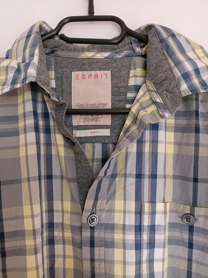 Männer Hemden, super Zustand! Esprit slim fit GrS + M in Friedrichshafen