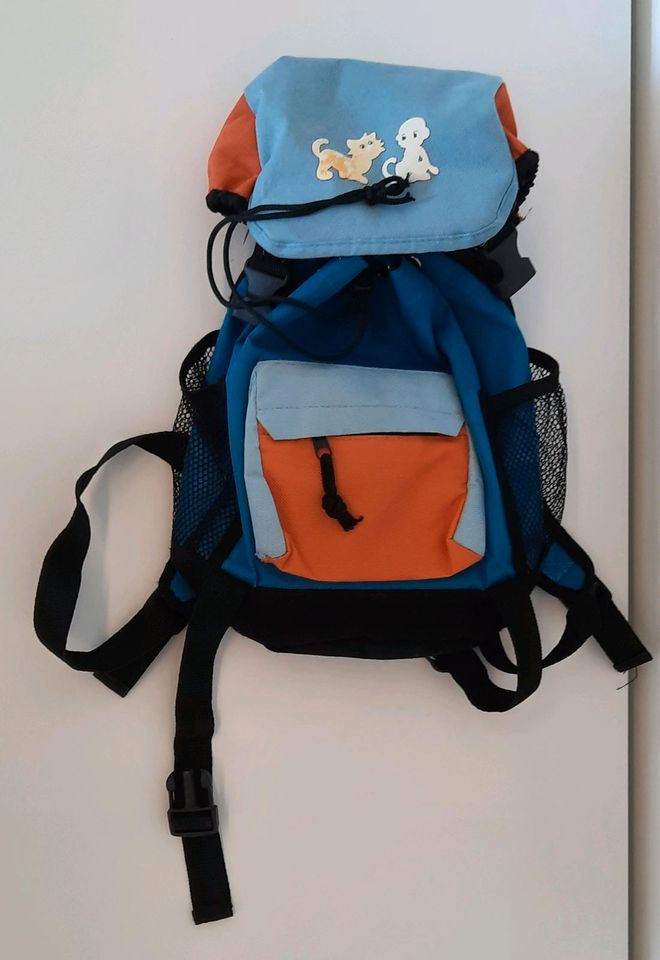 Wunderschöner Kindergarten Rucksack Wanderrucksack, blau, in Regensburg