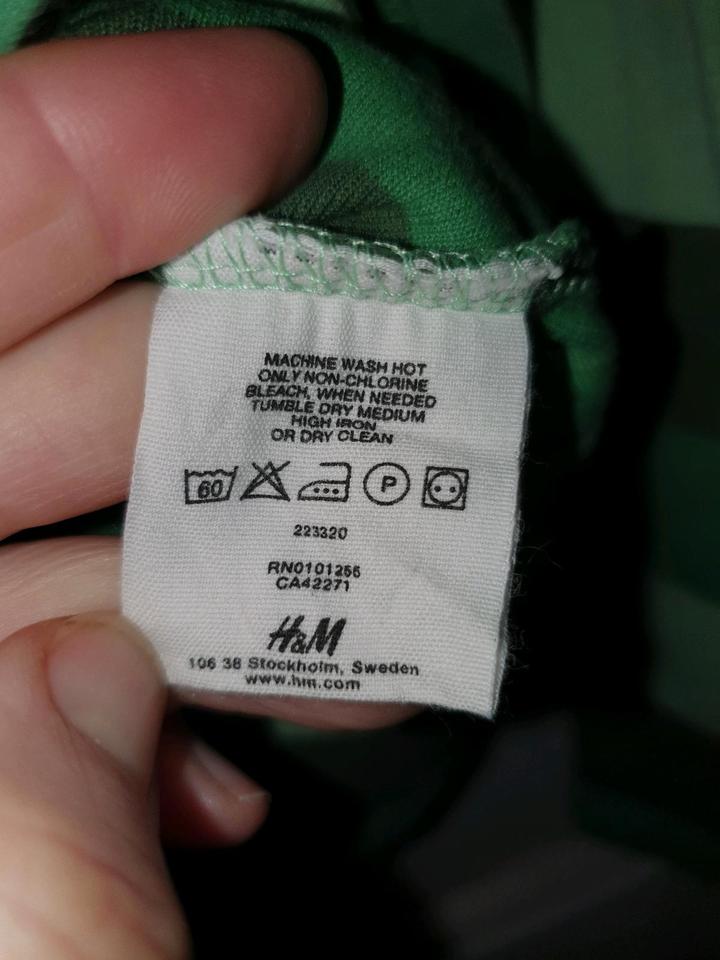 Neuwertiges gestreiftes Polo Longsleeve H&M L.O.G.G Gr.M in Schwedeneck