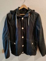 COS Jacke (dunkelblau) mit Kapuze, Größe 46 Leipzig - Leipzig, Südvorstadt Vorschau