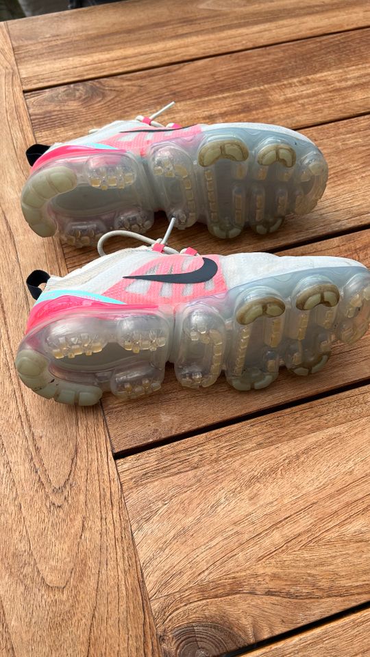 Nike VaporMax Größe 40 Damenschuh in Wachtendonk