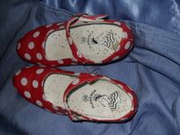 Flamenco Schuhe Gr. 32 aus Spanien, rot-weiß gepunktet Niedersachsen - Zeven Vorschau