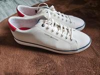 Tommy Hilfiger Herren Schuhe Gr. 47 Turnschuhe Sneaker Neuwertig Thüringen - Schleiz Vorschau