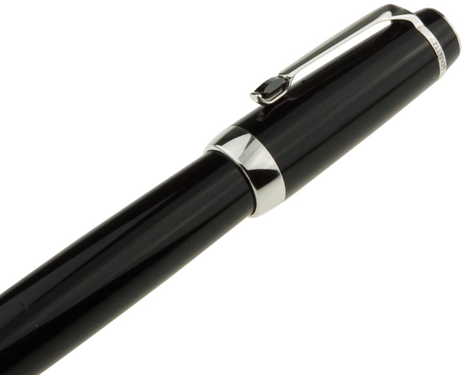 Montblanc Boheme Midsize Noir Platinum Füller 14 Karat M-Feder in Pfarrkirchen