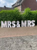 Mrs&Mrs, große Leuchtbuchstaben, 95cm, Hochzeit, Verlobung, Set Nordrhein-Westfalen - Willich Vorschau