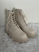 Stiefel beige/creme 38 Saarland - Neunkirchen Vorschau