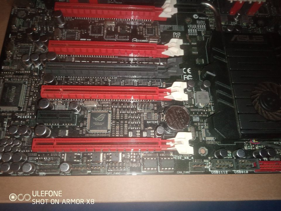 Asus Rampage 4 extremeinkl. Intel Xeon E5 1650v2  3,5Ghz in Landshut