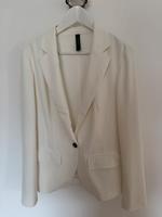 Cremefarbener Marc Cain Blazer Größe 38 Düsseldorf - Düsseltal Vorschau