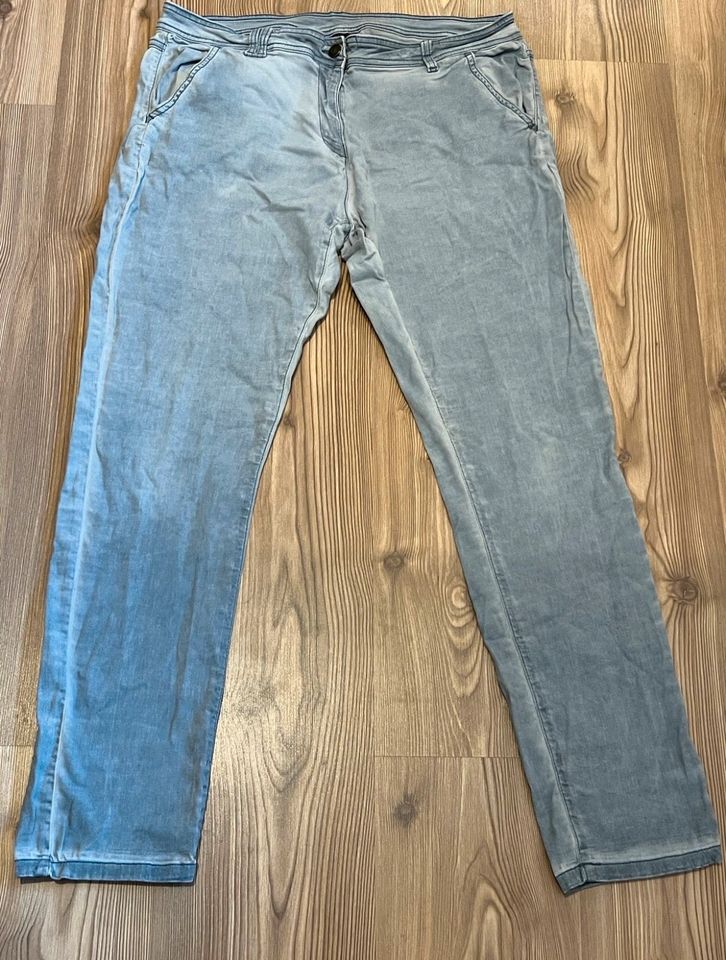 2x Damen Jeans Gr. 46 Benotti & Giada in Langenfeld