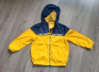 TOP**C&A GR.110 dünne Jacke(Regen) Nordrhein-Westfalen - Werdohl Vorschau